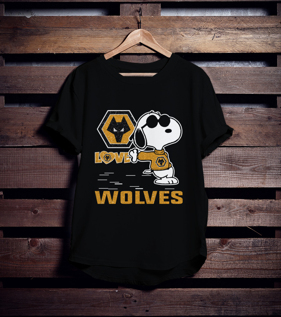Snoopy Love Wolves Wolverhampton Wanderers T-Shirt