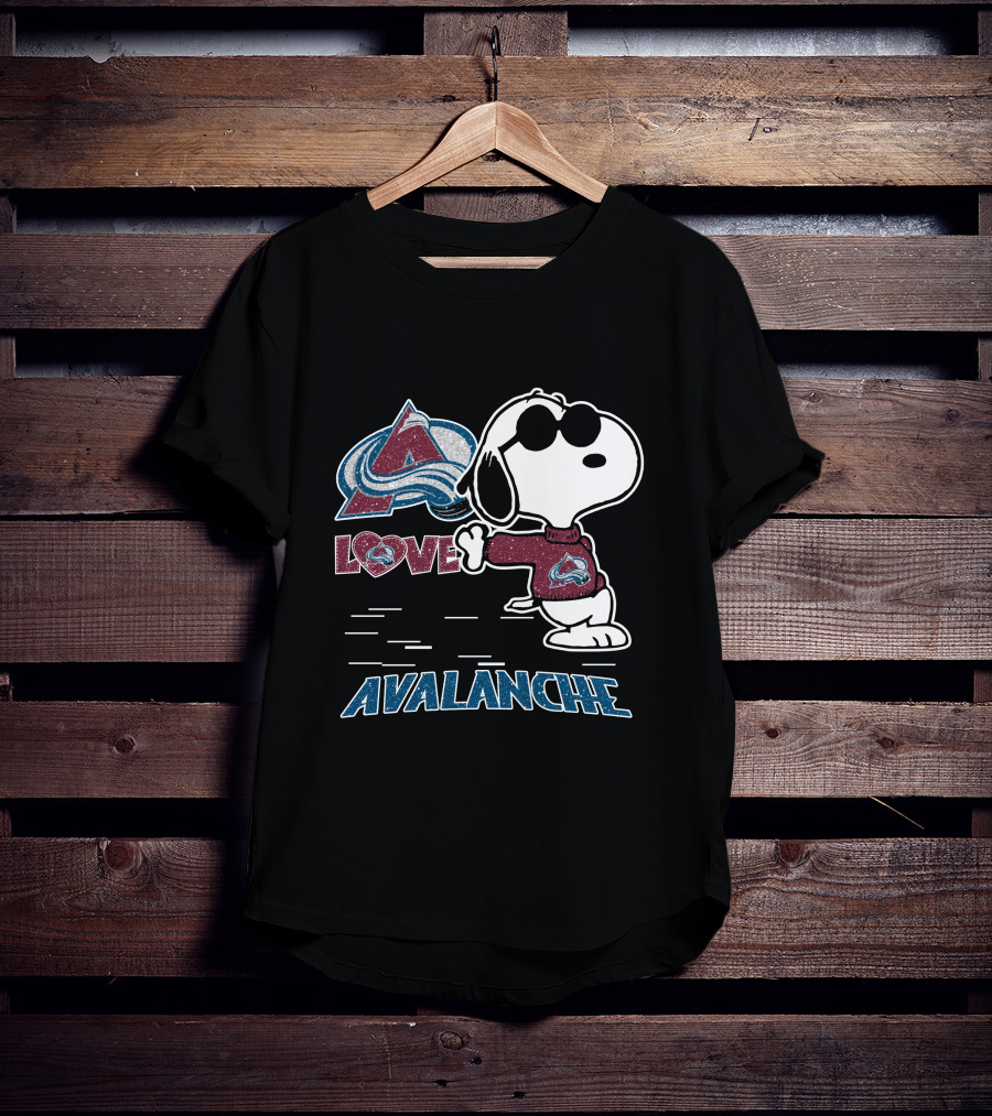 Snoopy Love Colorado Avalanche Peanuts Hockey T-Shirt