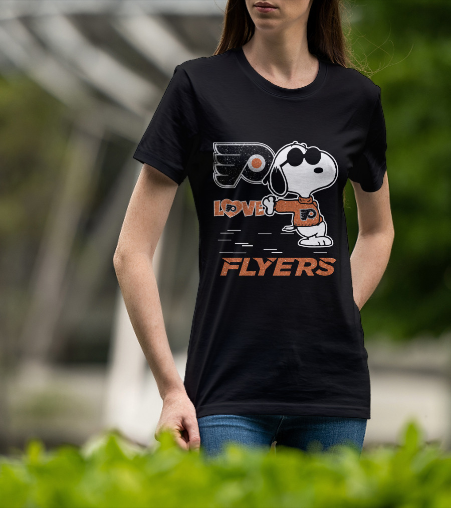 Snoopy Philadelphia Flyers Love T-Shirt