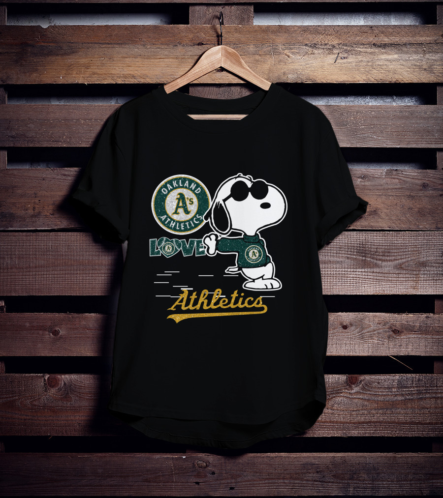 Snoopy Oakland Athletics Love T-Shirt