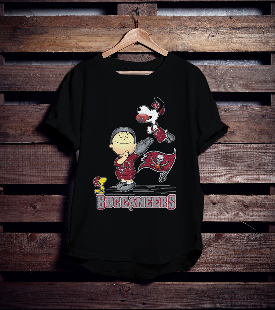 Snoopy Buccaneers Love Tampa Bay Football Peanuts Characters T-Shirt