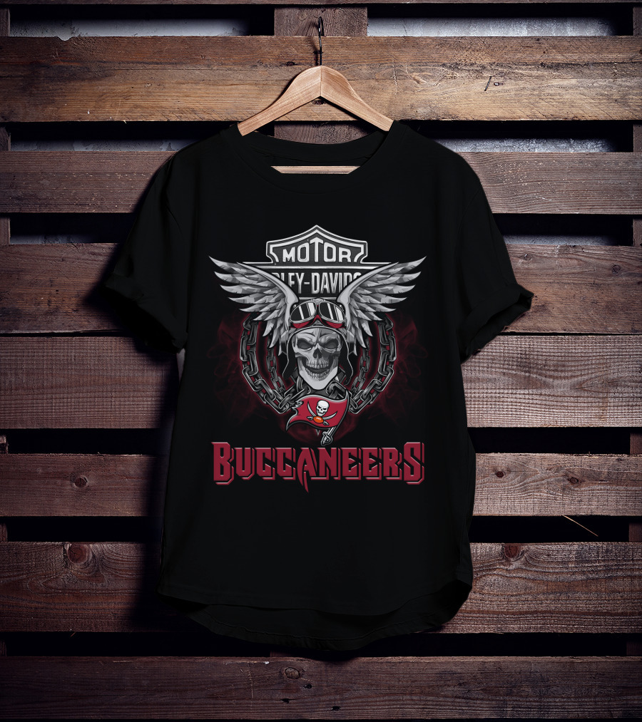 Tampa Bay Buccaneers Harley Davidson Skull With Wings Nfl Football Fans T-Shirt