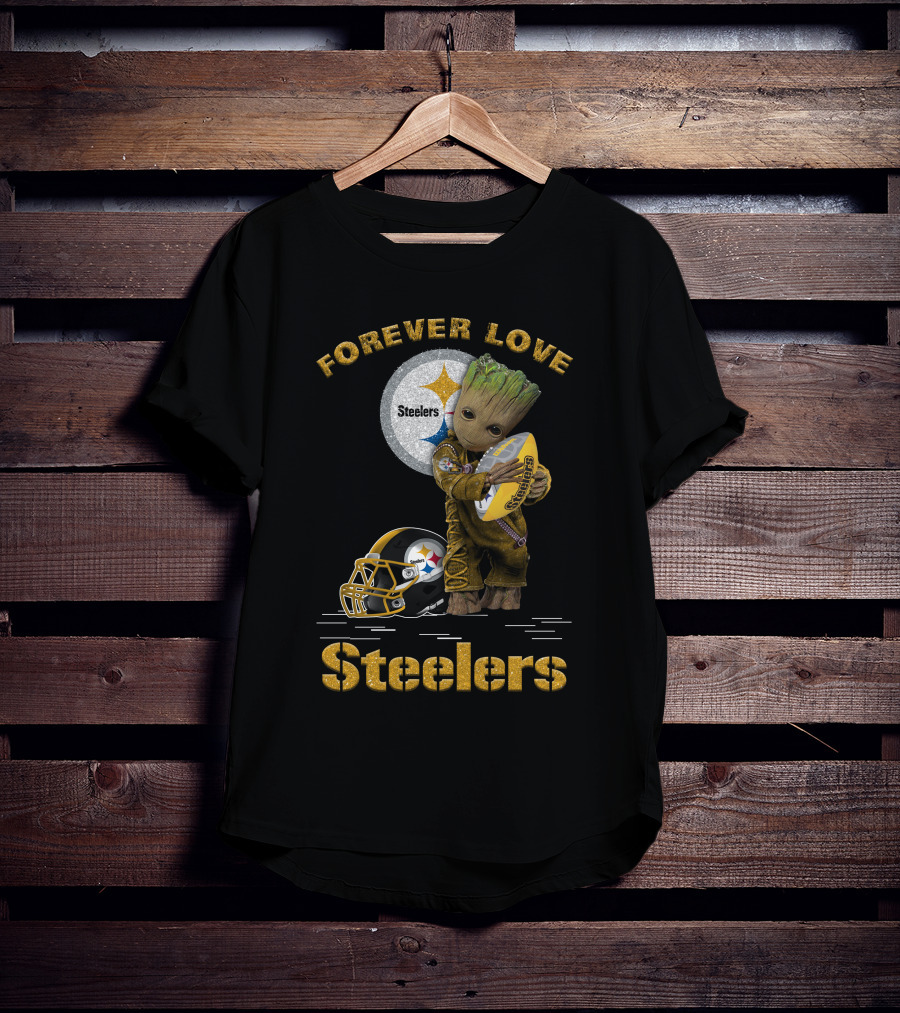 Forever Love Steelers Groot Holding Football T-Shirt