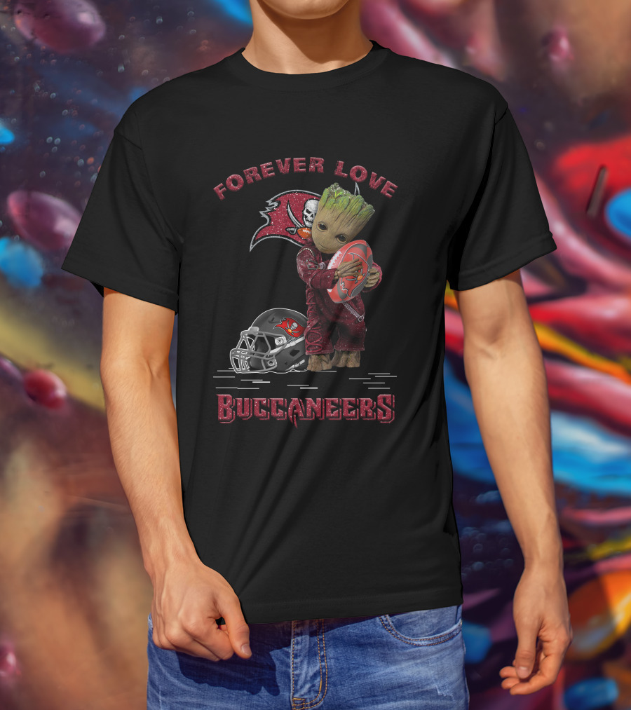 Forever Love Buccaneers With Groot And Tampa Bay Football T-Shirt