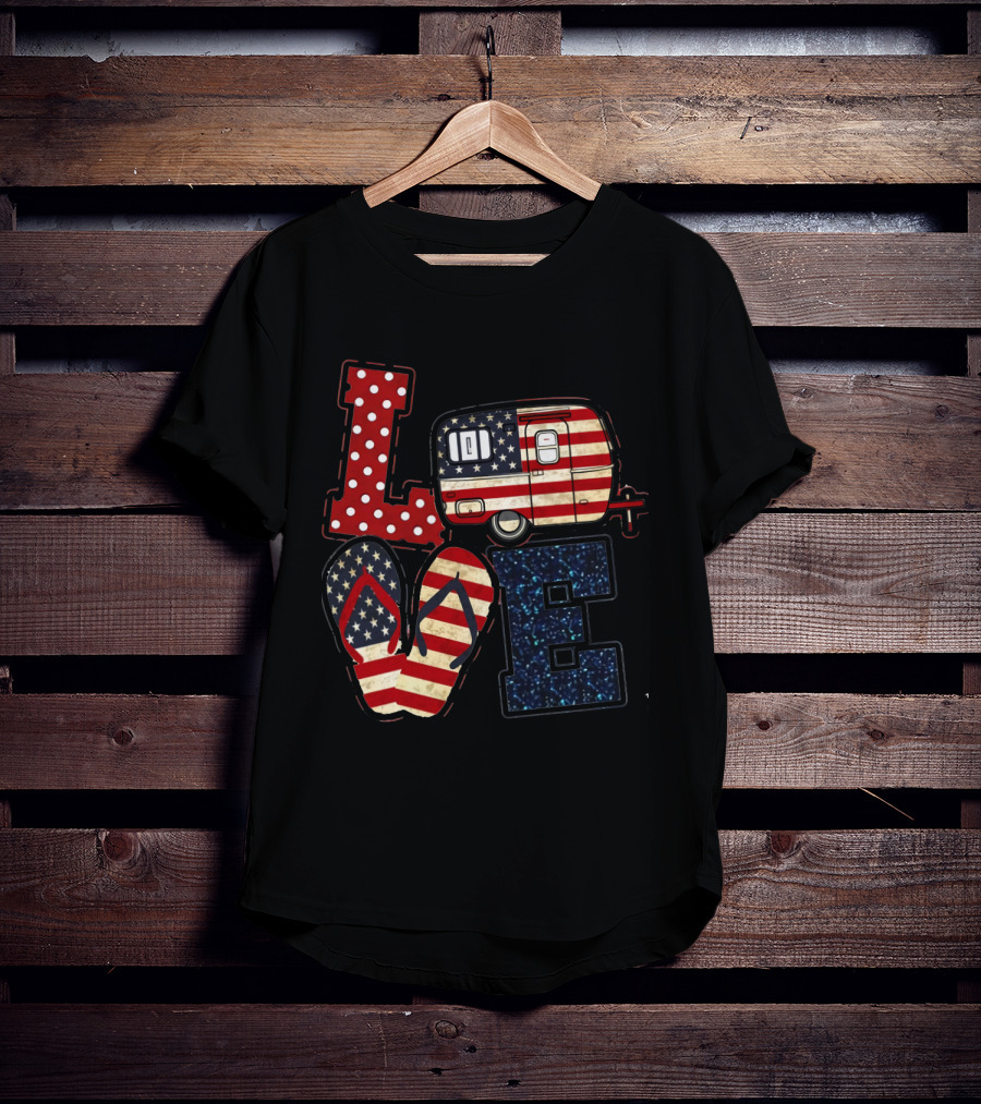 Love Bigfoot Camping USA Camper T-Shirt