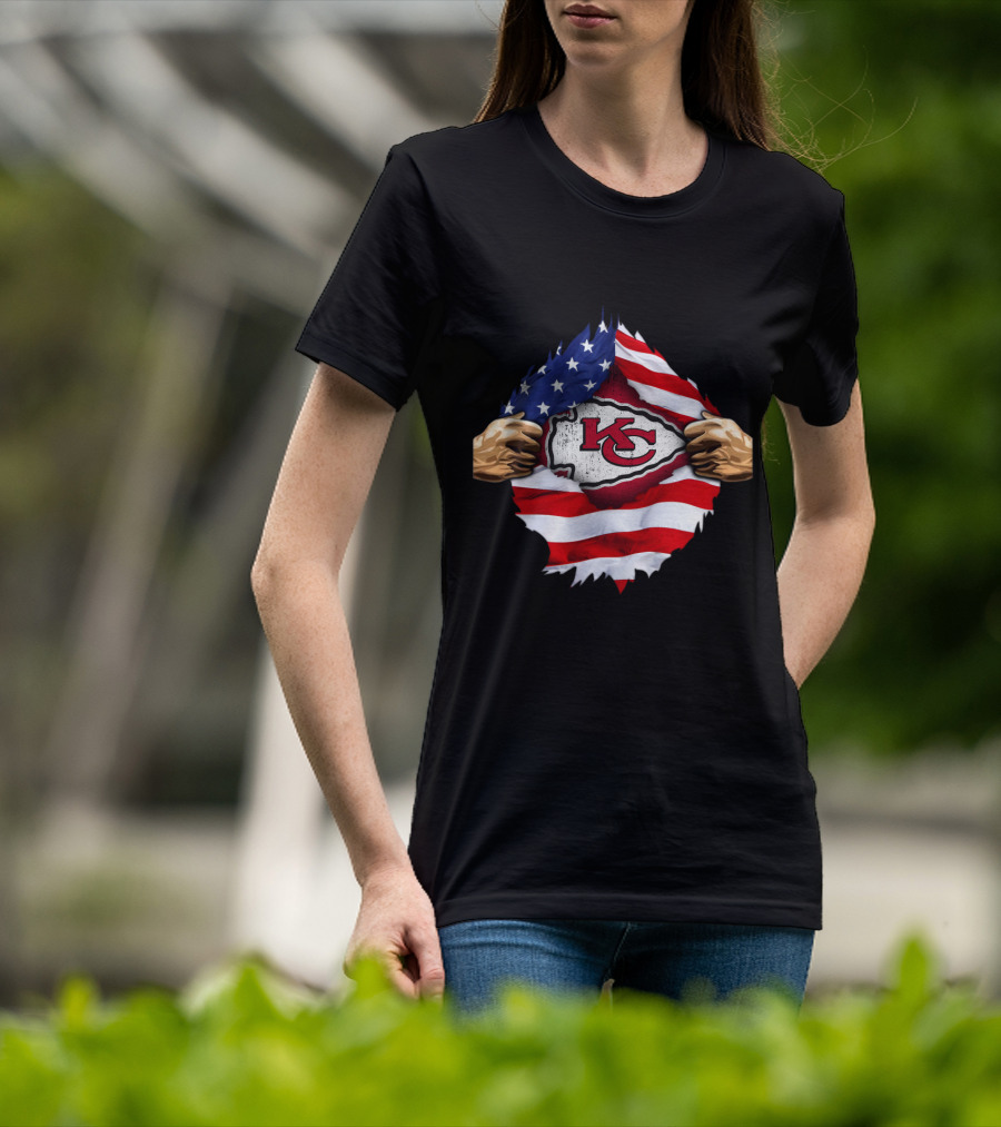 Kansas City Chiefs American Flag Emblem T-Shirt