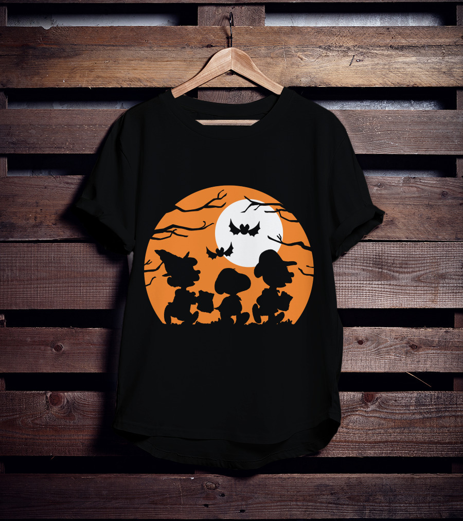 Peanuts Halloween Trick Or Treat Moonlit Bats T-Shirt