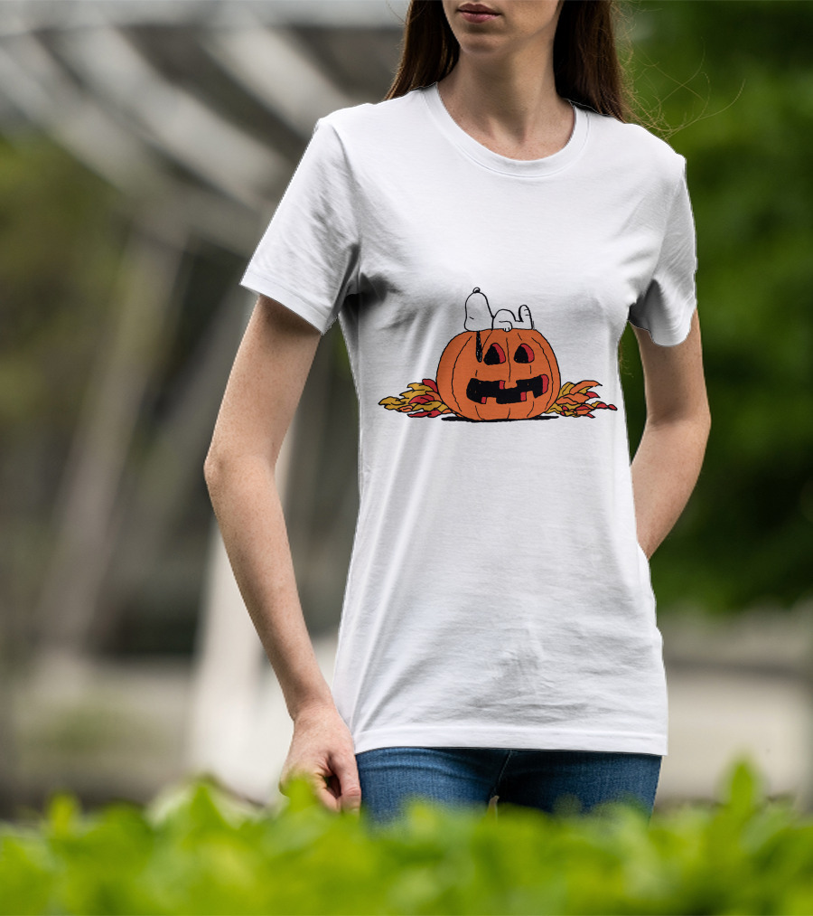 Snoopy Halloween Pumpkin Lantern T-Shirt
