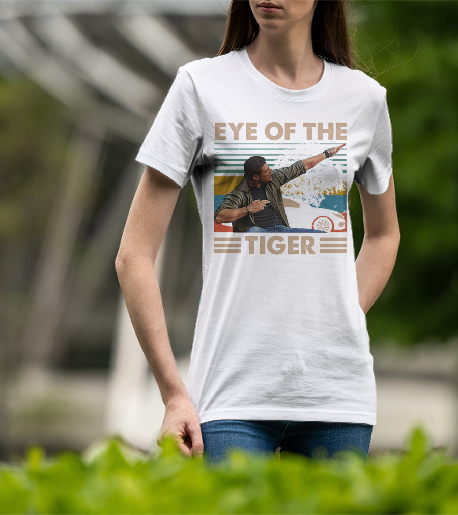 EYE OF THE TIGER Retro Action Pose With Car And Stripes T-Shirt