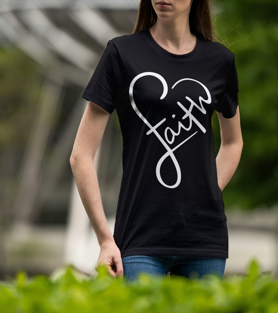 Faith Heart Script God Love Summer Casual T-Shirt