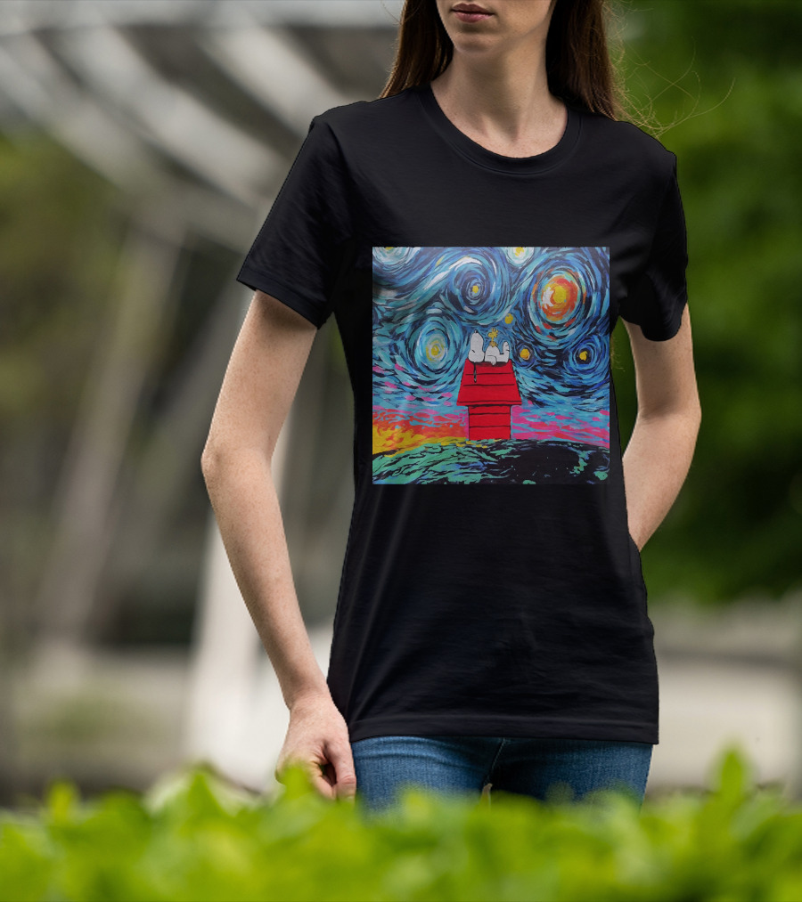 Snoopy And Woodstock On The Doghouse Under A Starry Night T-Shirt