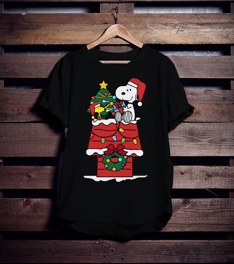 Snoopy And Woodstock Celebrate Christmas On Doghouse With Santa Hats And Tree T-Shirt