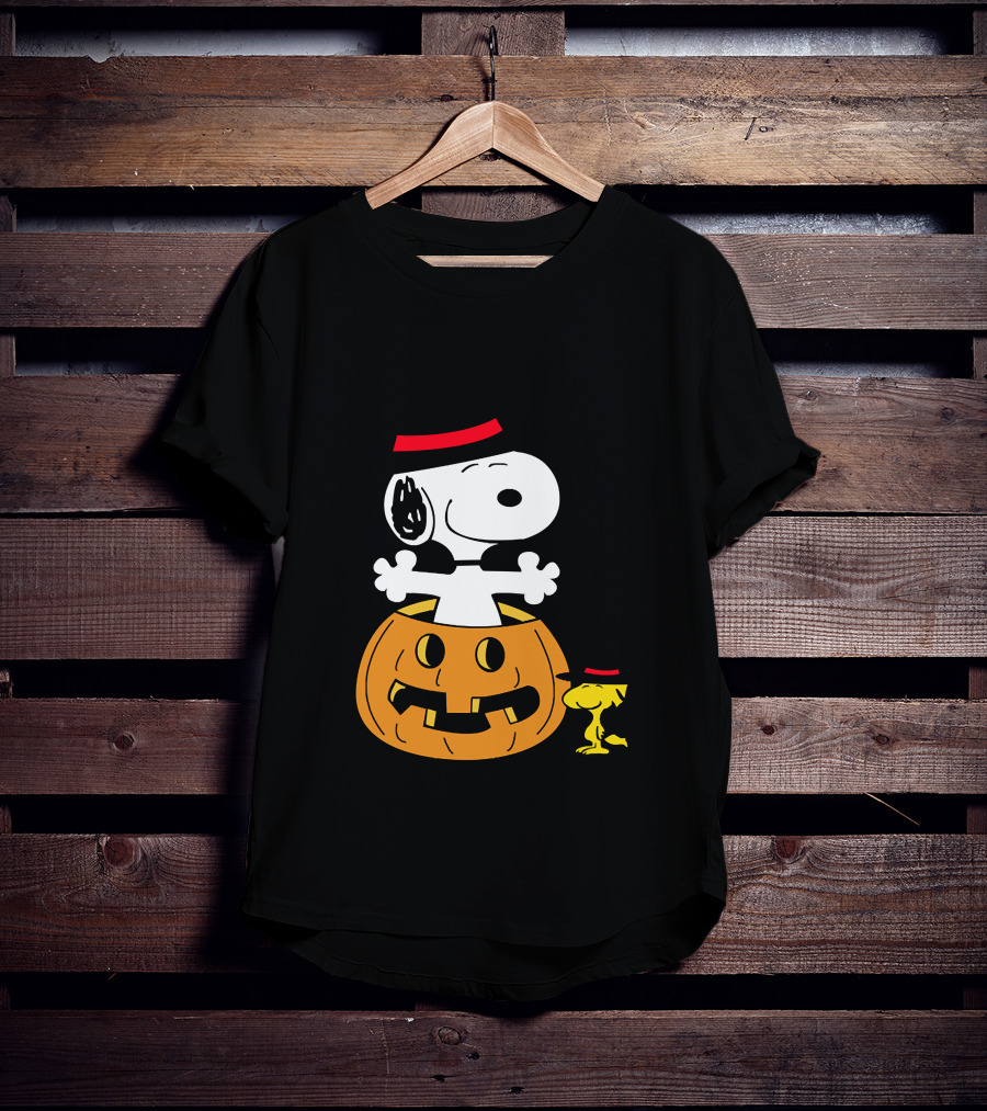 Snoopy Woodstock Halloween Pumpkin Witch Hat T-Shirt