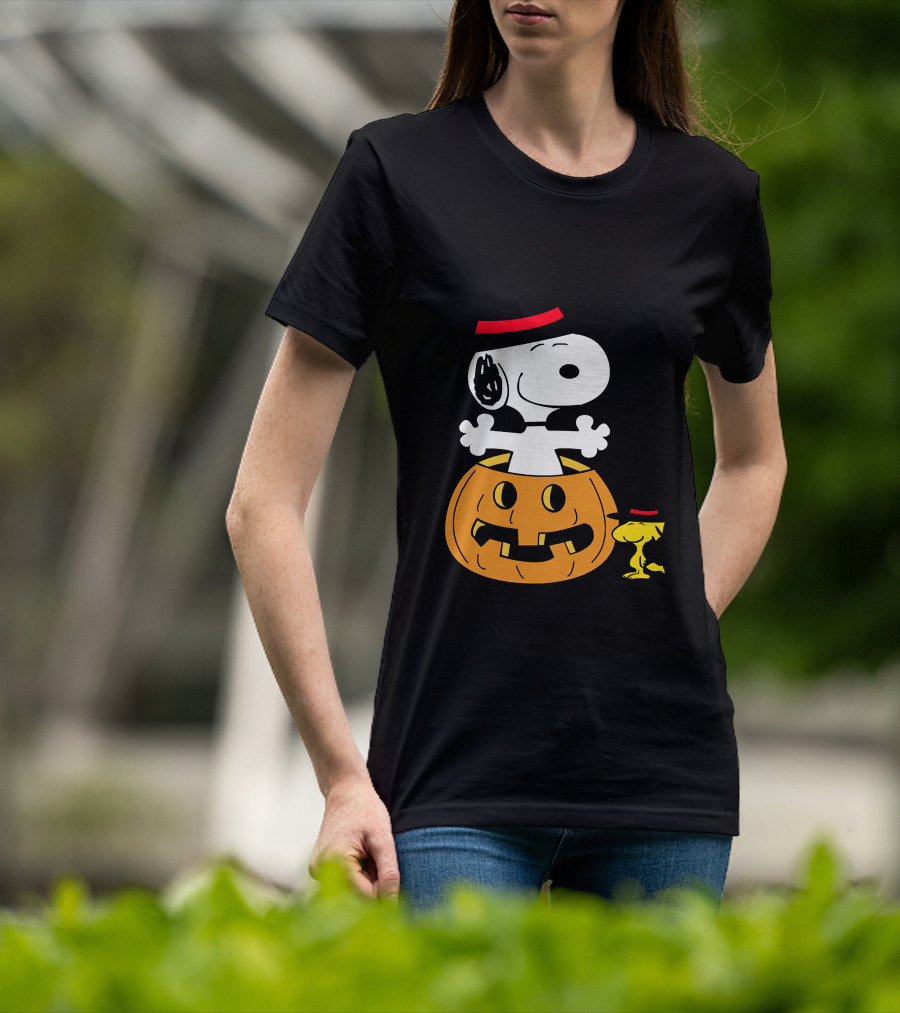 Snoopy Woodstock Halloween Pumpkin Witch Hat T-Shirt