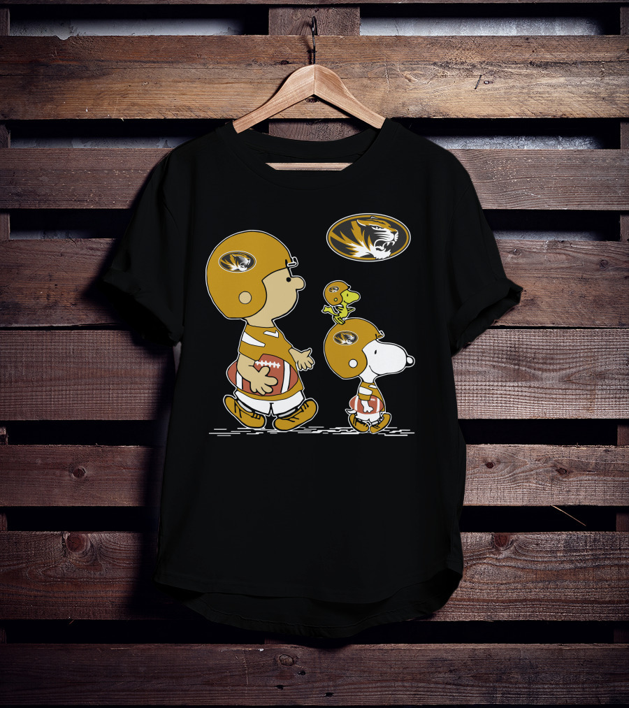 Charlie Brown And Snoopy Missouri Tigers Football Helmet T-Shirt