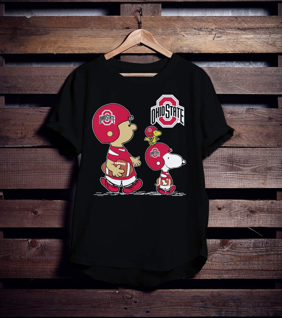 Ohio State Buckeyes Peanuts Characters Football Team Sports Helmet T-Shirt
