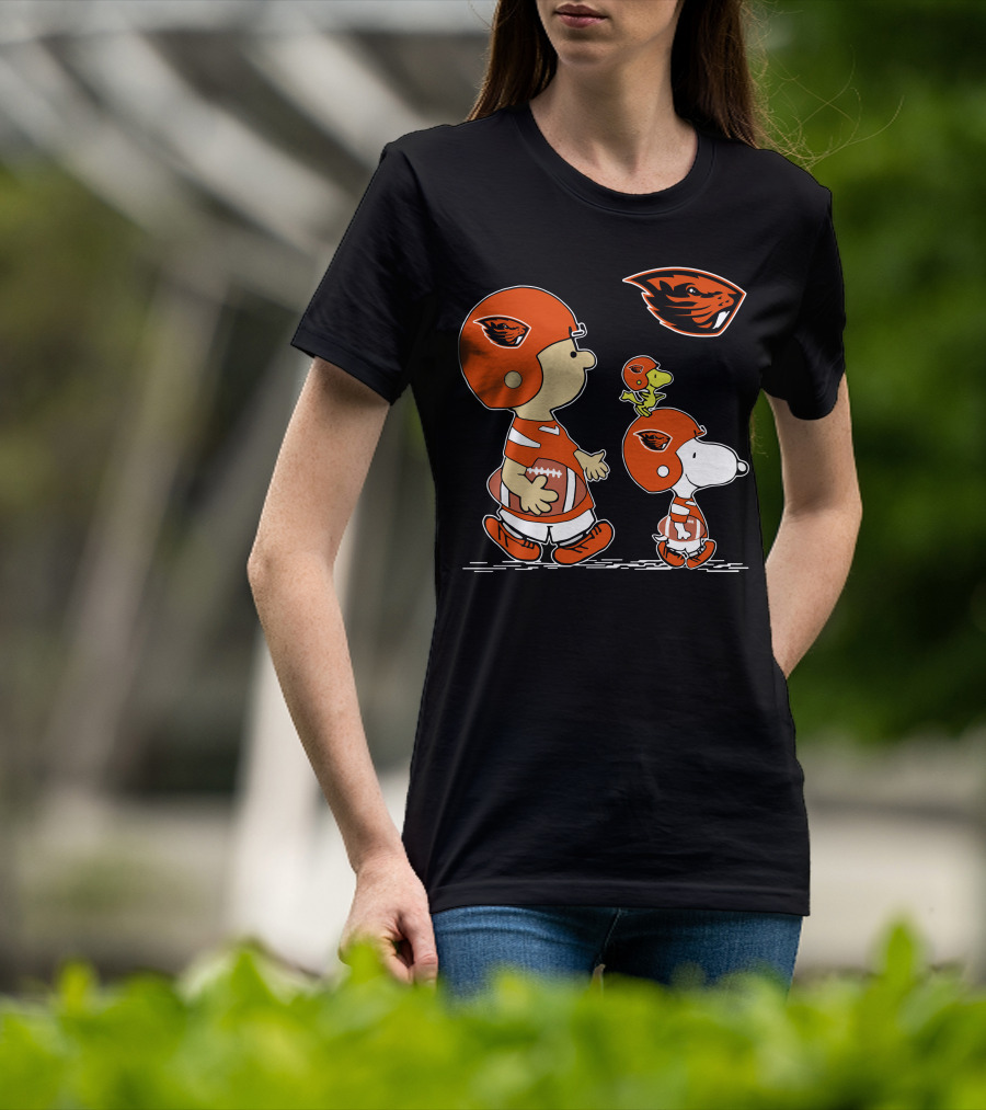 Snoopy And Oregon State Beavers Football Peanuts Characters T-Shirt