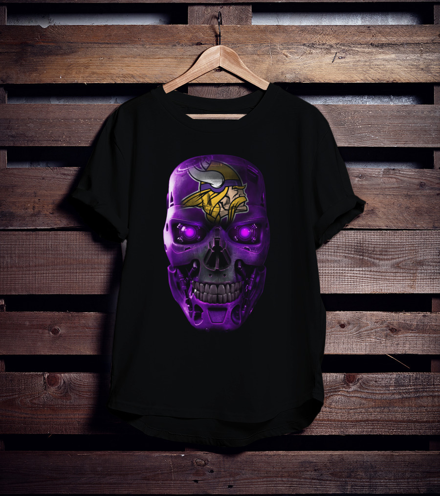 Vikings Skull Helmet Futuristic Purple Glowing Eyes T-Shirt