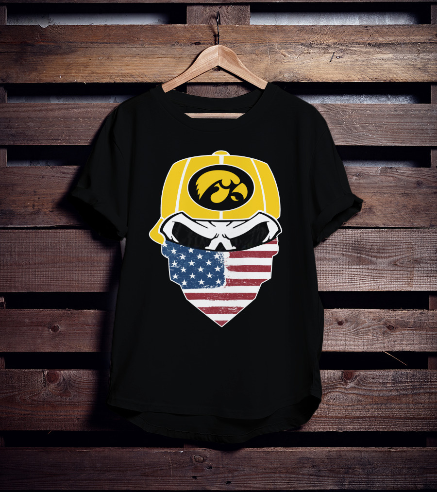 Hawkeyes Skull American Flag Bandana T-Shirt