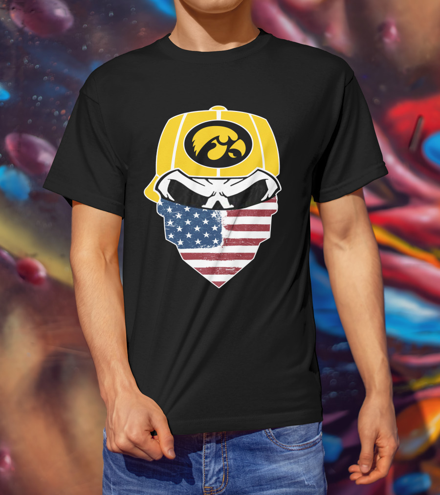 Hawkeyes Skull American Flag Bandana T-Shirt
