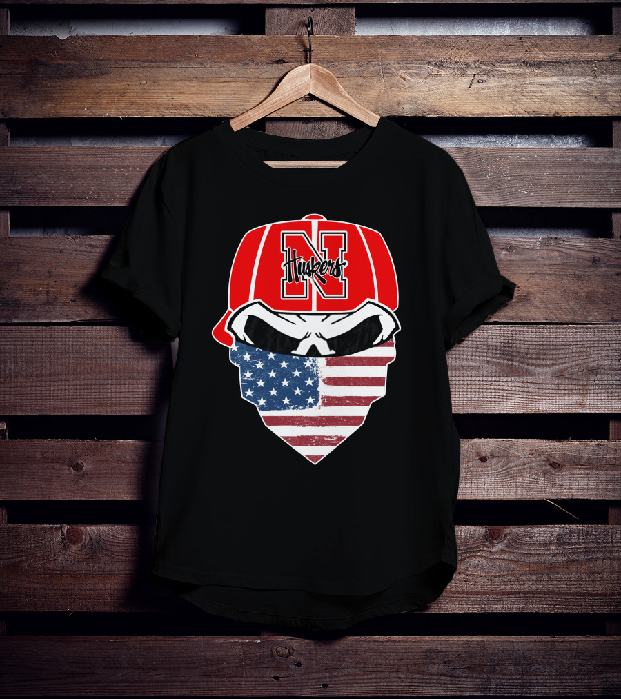 Nebraska Cornhuskers Skuls American Flag Mask N Logo Huskers Hat T-Shirt