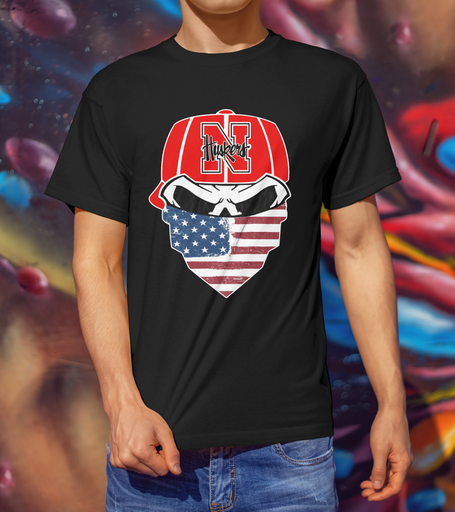 Nebraska Cornhuskers Skuls American Flag Mask N Logo Huskers Hat T-Shirt
