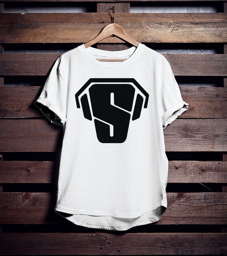 RS Iconic Minimalist Logo T-Shirt