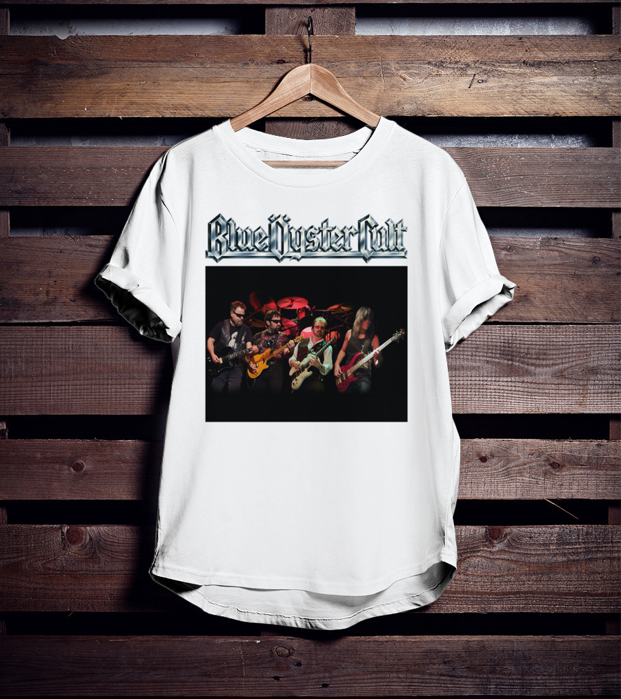 Blue Oyster Cult Live Performance Band Image T-Shirt