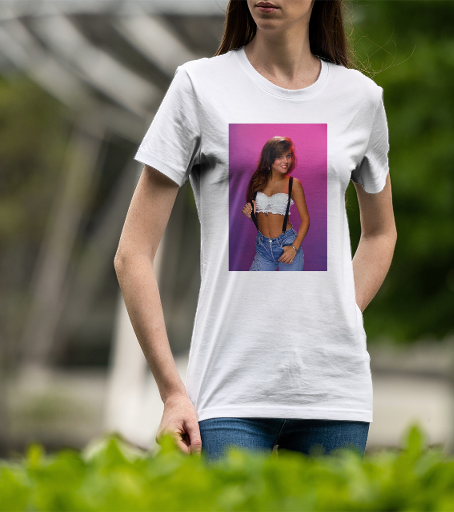 Saved By The Bell Kelly Kapowski 90s T-Shirt