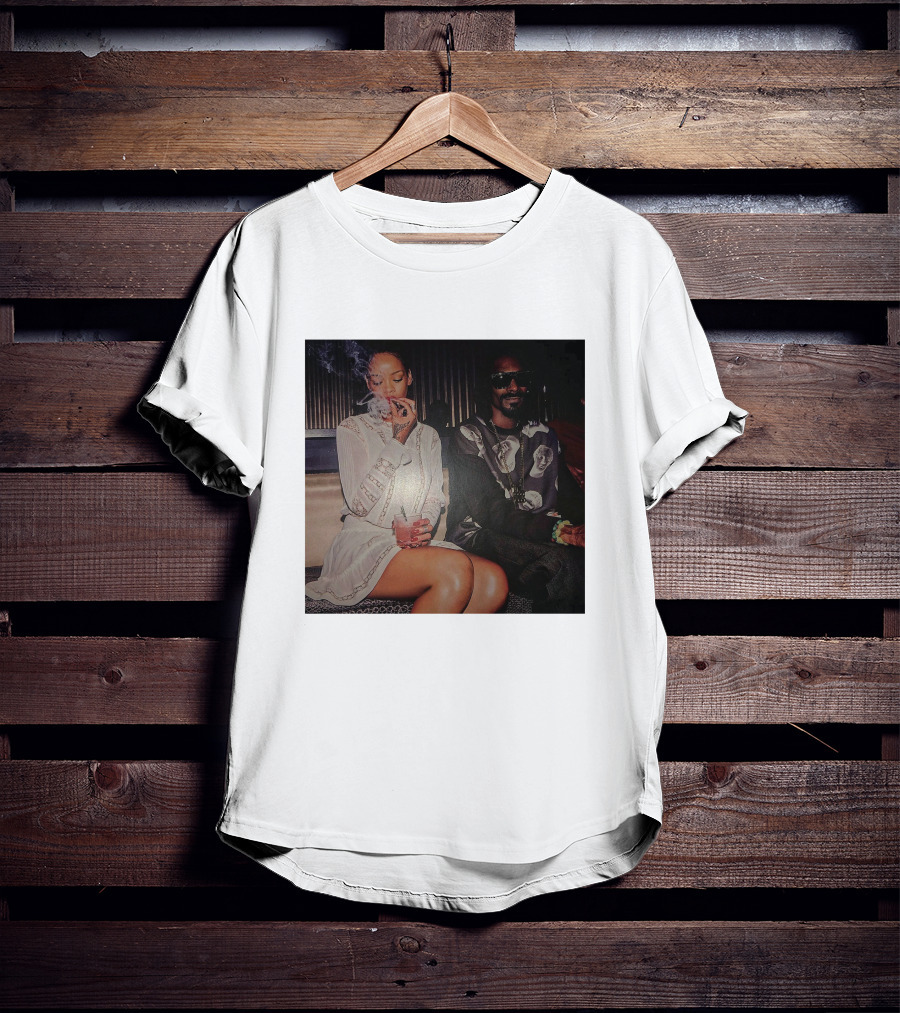 Rihanna Snoop Dogg Fenty Smoky Moment T-Shirt