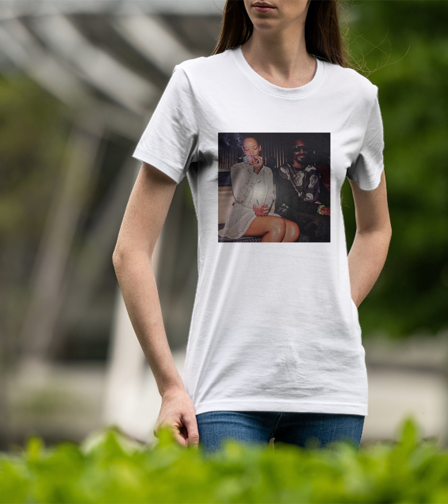 Rihanna Snoop Dogg Fenty Smoky Moment T-Shirt