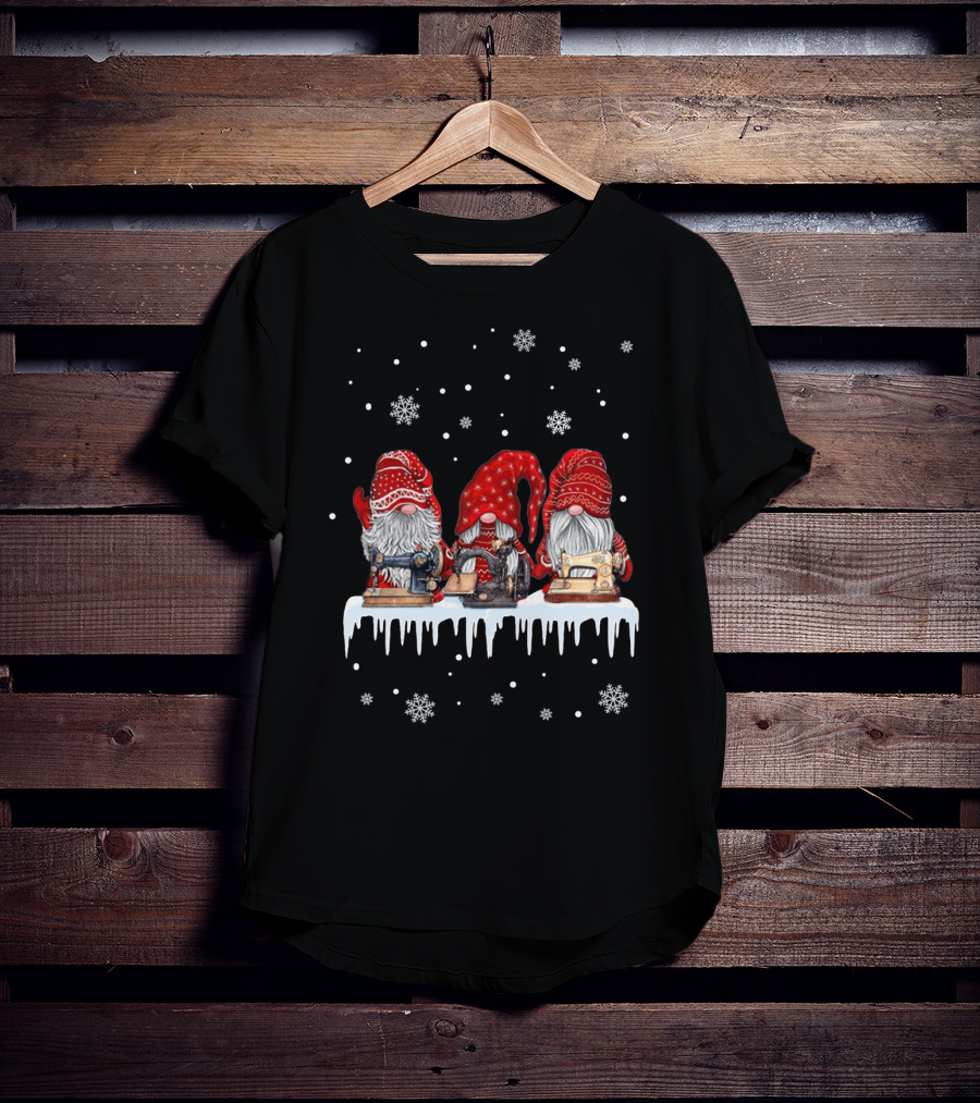 Christmas Gnome Red Sewing Machine Snowflakes T-Shirt