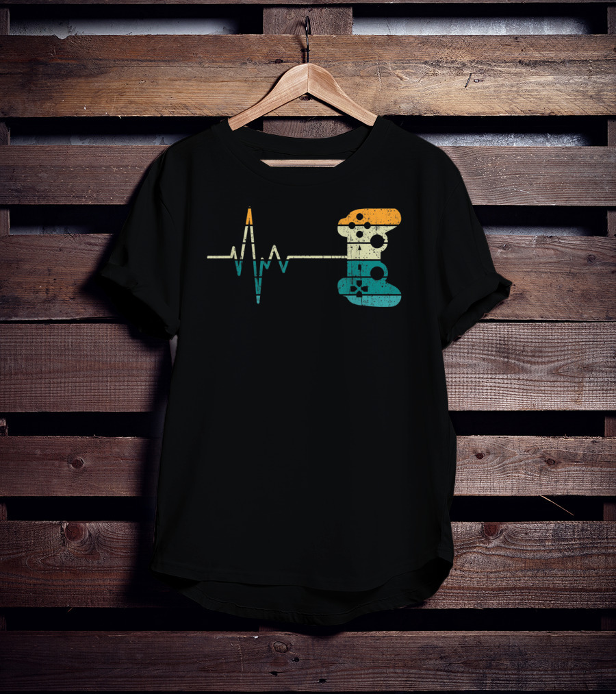 Vintage Gamer Heartbeat Video Game Lover Controller T-Shirt