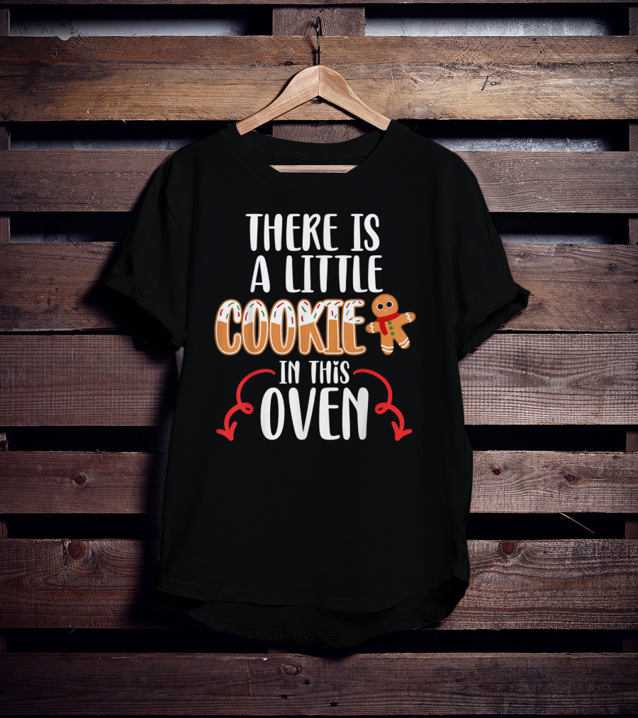 There Is A Little Cookie In This Oven Matching Couple Christmas Pregnancy Announcement T-Shirt