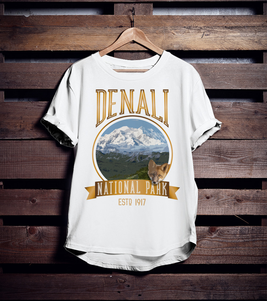 Denali National Park Estd 1917 With Mt. McKinley And Fox T-Shirt
