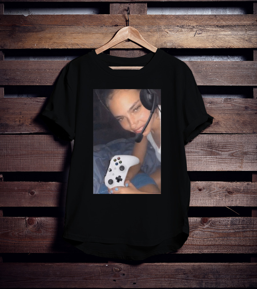 Ash Kaashh Merch Gamer Headset Controller T-Shirt