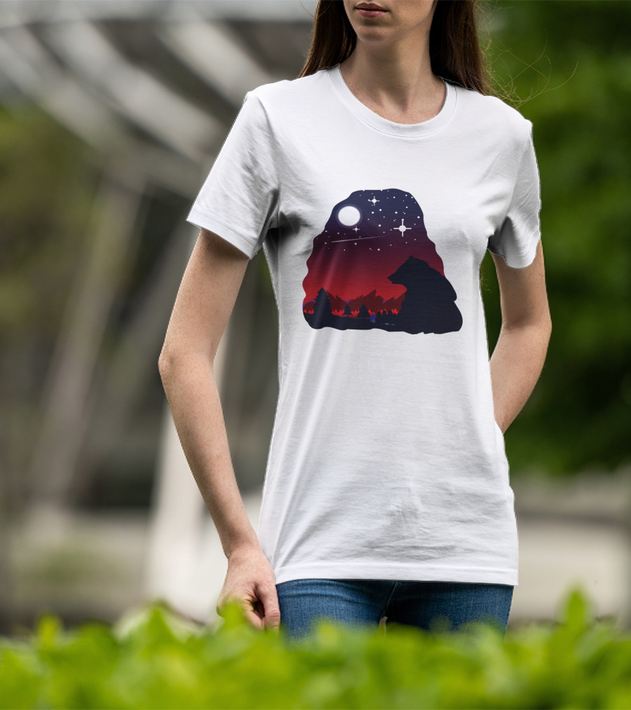Bear Wildlife Animal Stargazing In Mountain Night Scene T-Shirt