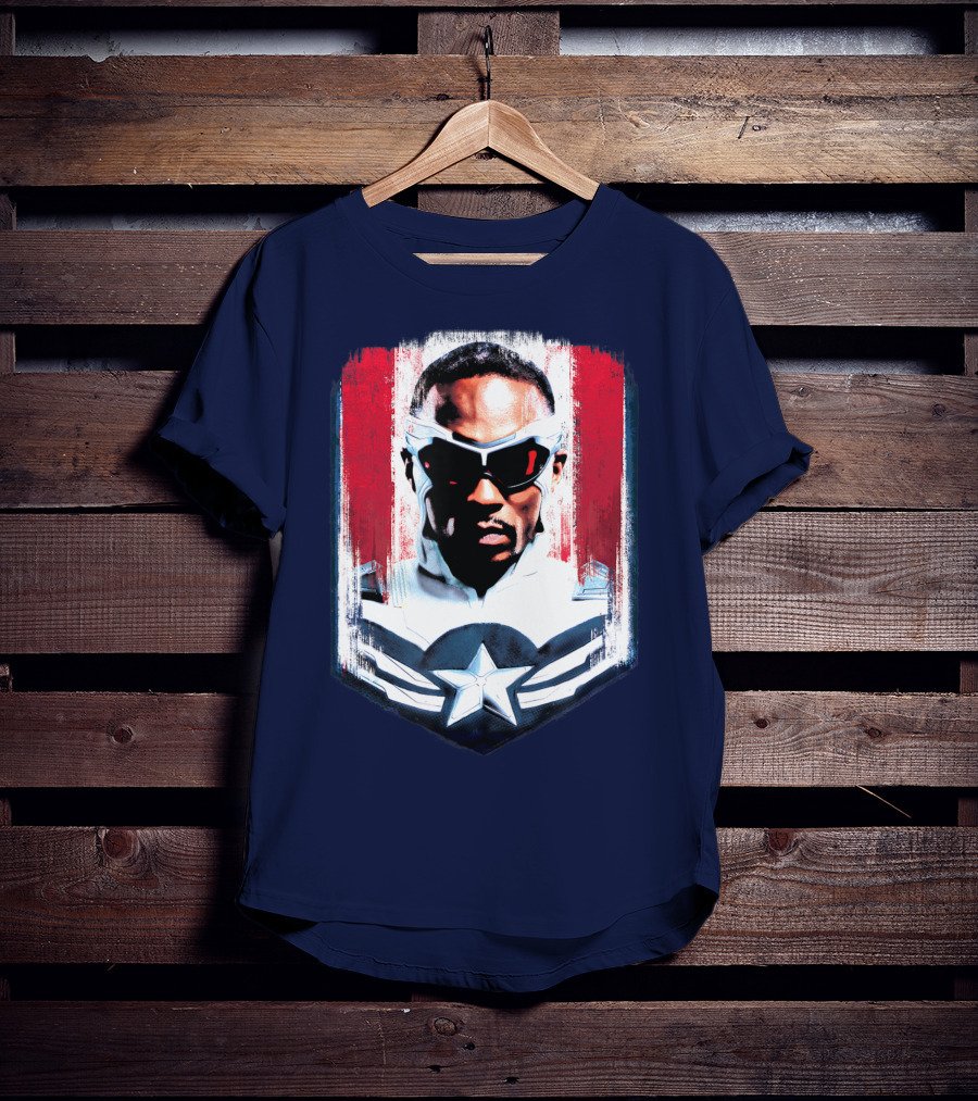 Marvel Captain America Sam Wilson Falcon Soldier Iconic Shield T-Shirt
