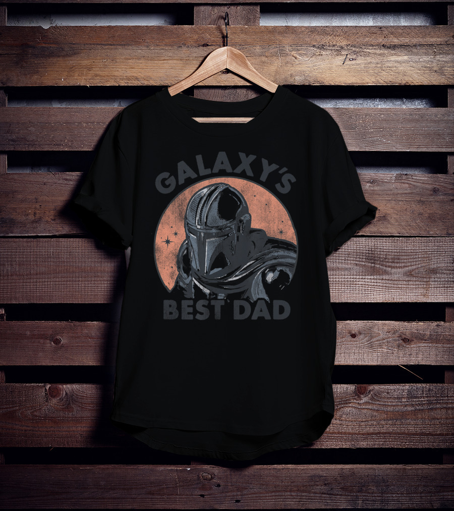 Star Wars The Mandalorian Galaxy's Best Dad Father's Day Sparkle Outline T-Shirt