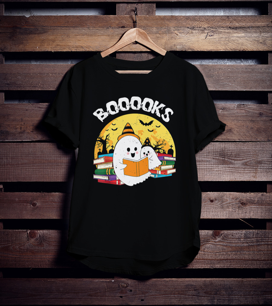 BOOOOKS Ghost With Witch Hat Reading Stacked Books Halloween Moon Bats T-Shirt
