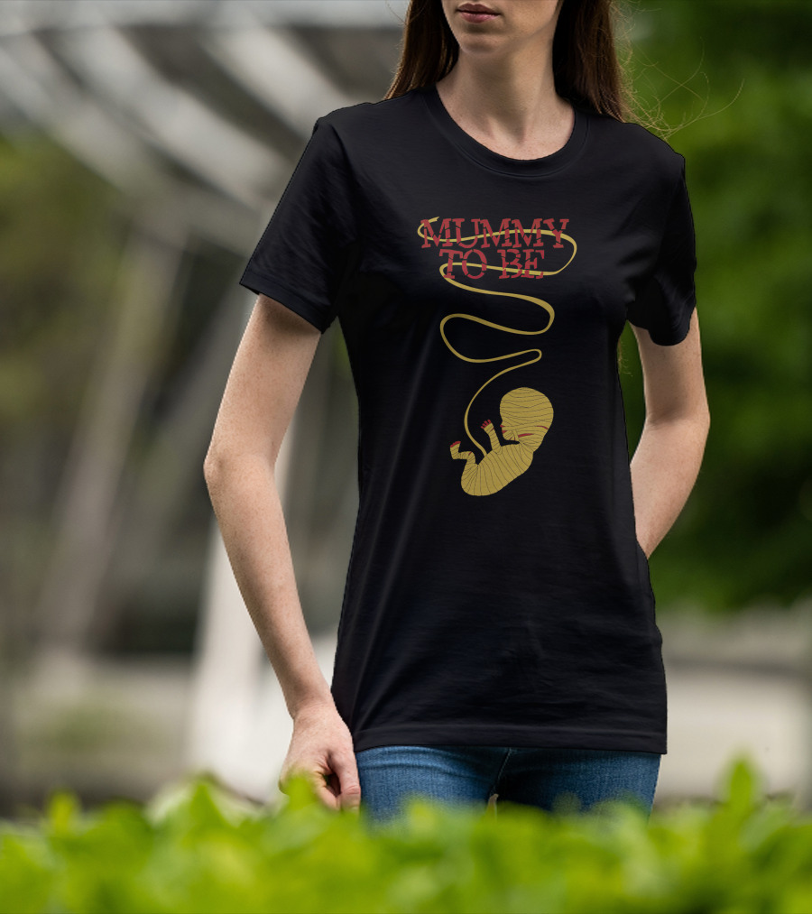 Mummy To Be Halloween Pregnancy Announcement T-Shirt