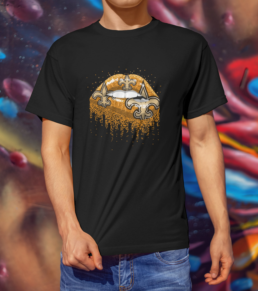 New Orleans Saints Glittering Fleur-de-Lis Lips T-Shirt