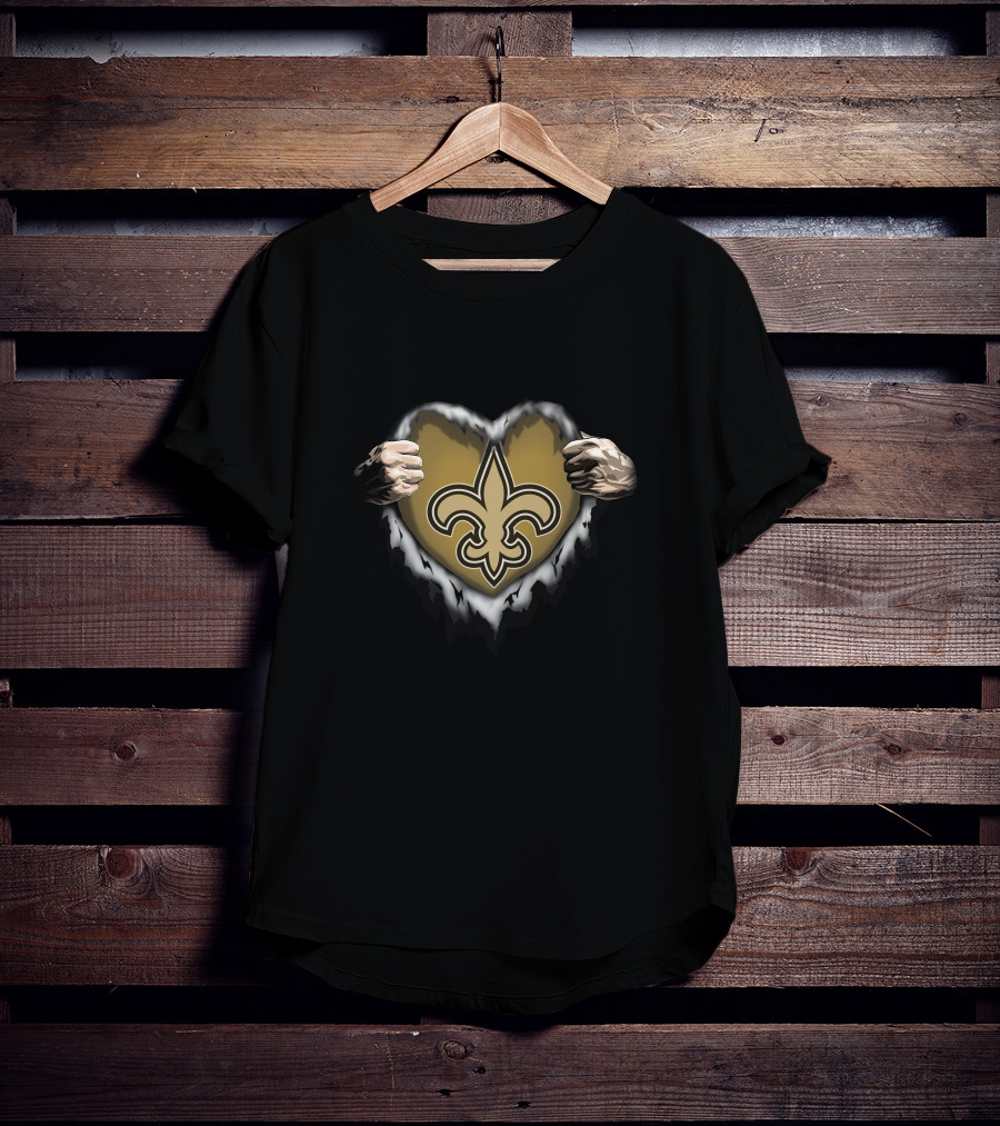New Orleans Saints Fleur-de-Lis Heart Ripped Hands T-Shirt