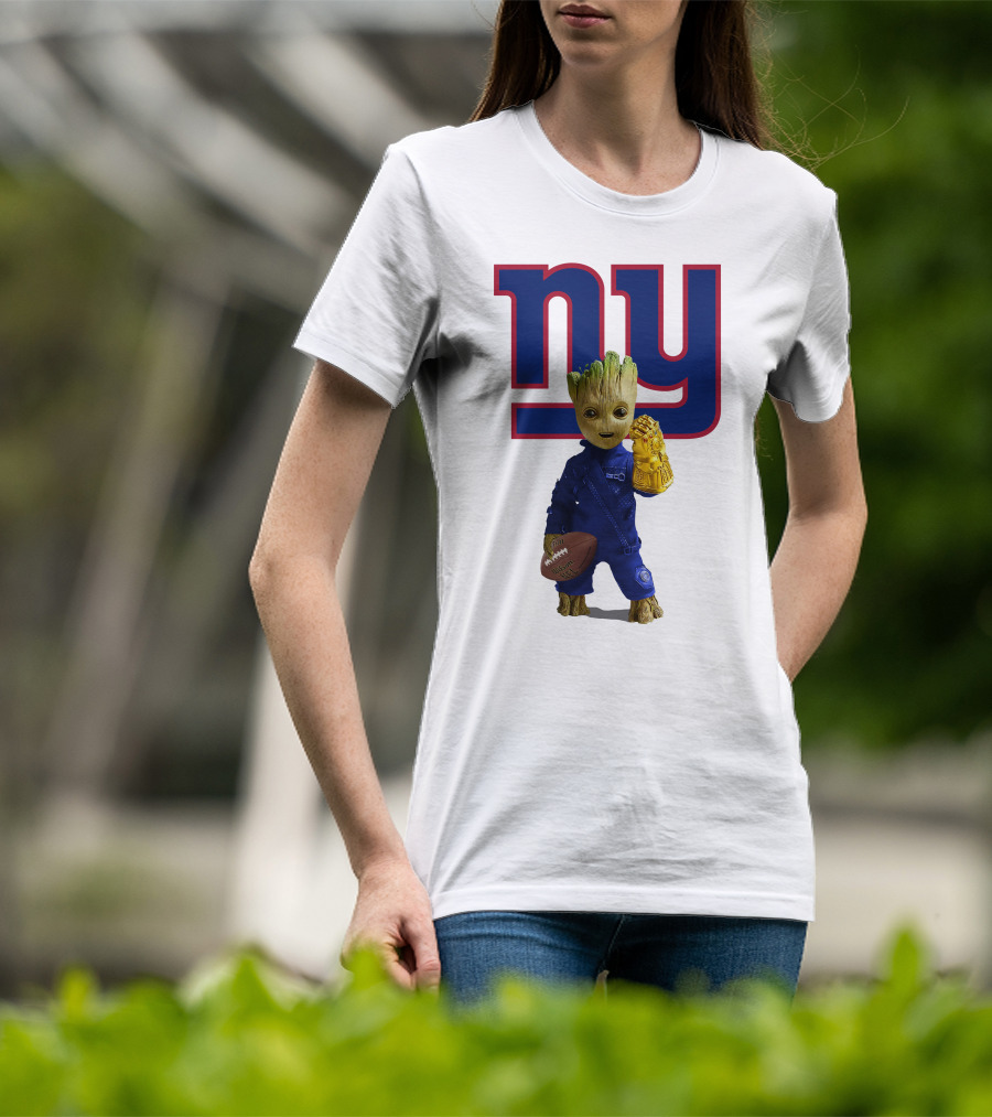 NY Giants Groot Football Infinity Gauntlet T-Shirt
