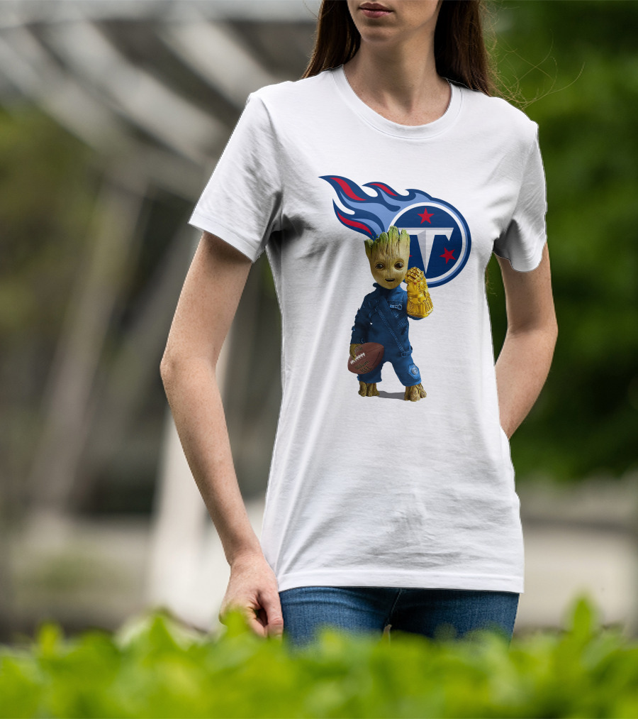 Groot Holding Football Tennessee Titans Logo Infinity Gauntlet T-Shirt