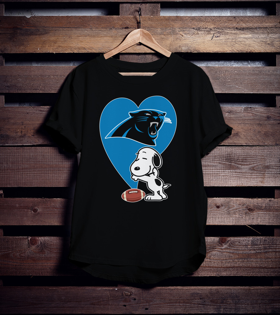 Carolina Panthers Snoopy Football Heart Hug T-Shirt