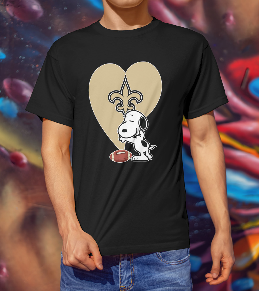 New Orleans Saints Snoopy Hug Heart Fleur-de-Lis Football T-Shirt