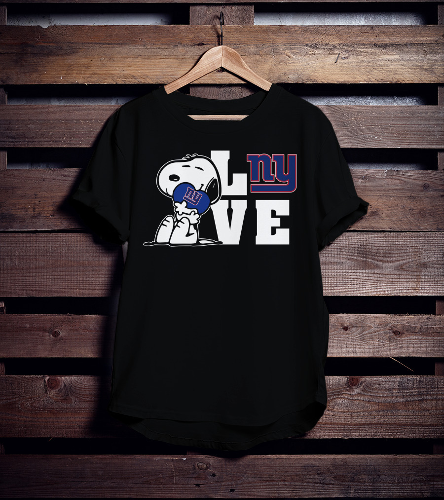 Snoopy Holding New York Giants Love T-Shirt
