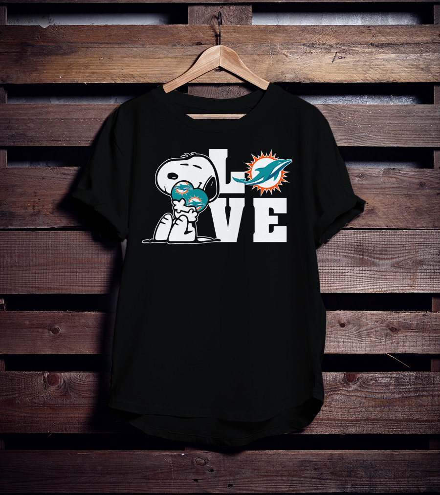 Snoopy Dolphins Love Miami Football T-Shirt