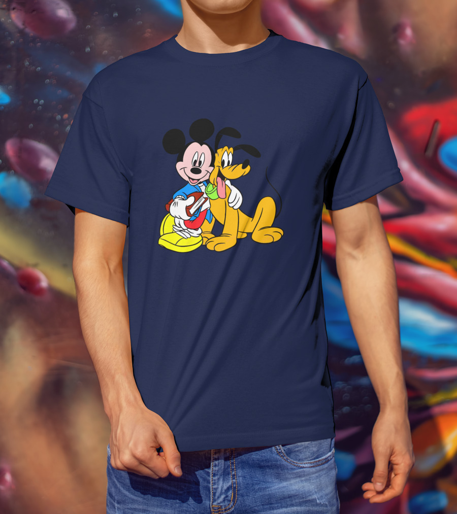 Mickey And Friends Mickey And Pluto Hugging Classic Cartoon T-Shirt